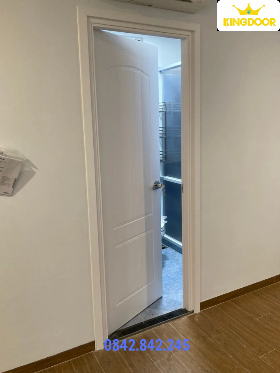 Giá cửa nhựa Composite tại Buôn Mê Thuột