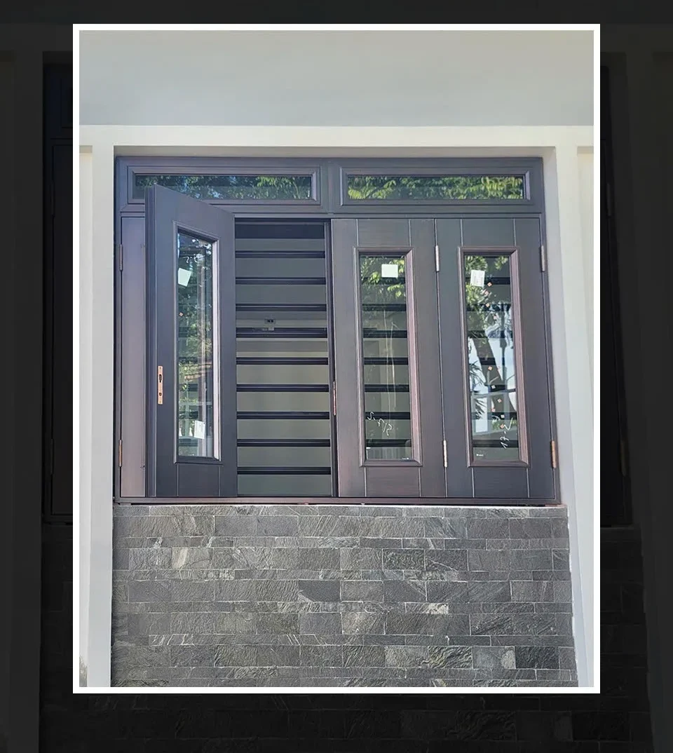 Giá cửa thép vân gỗ Classic 5D mới nhất