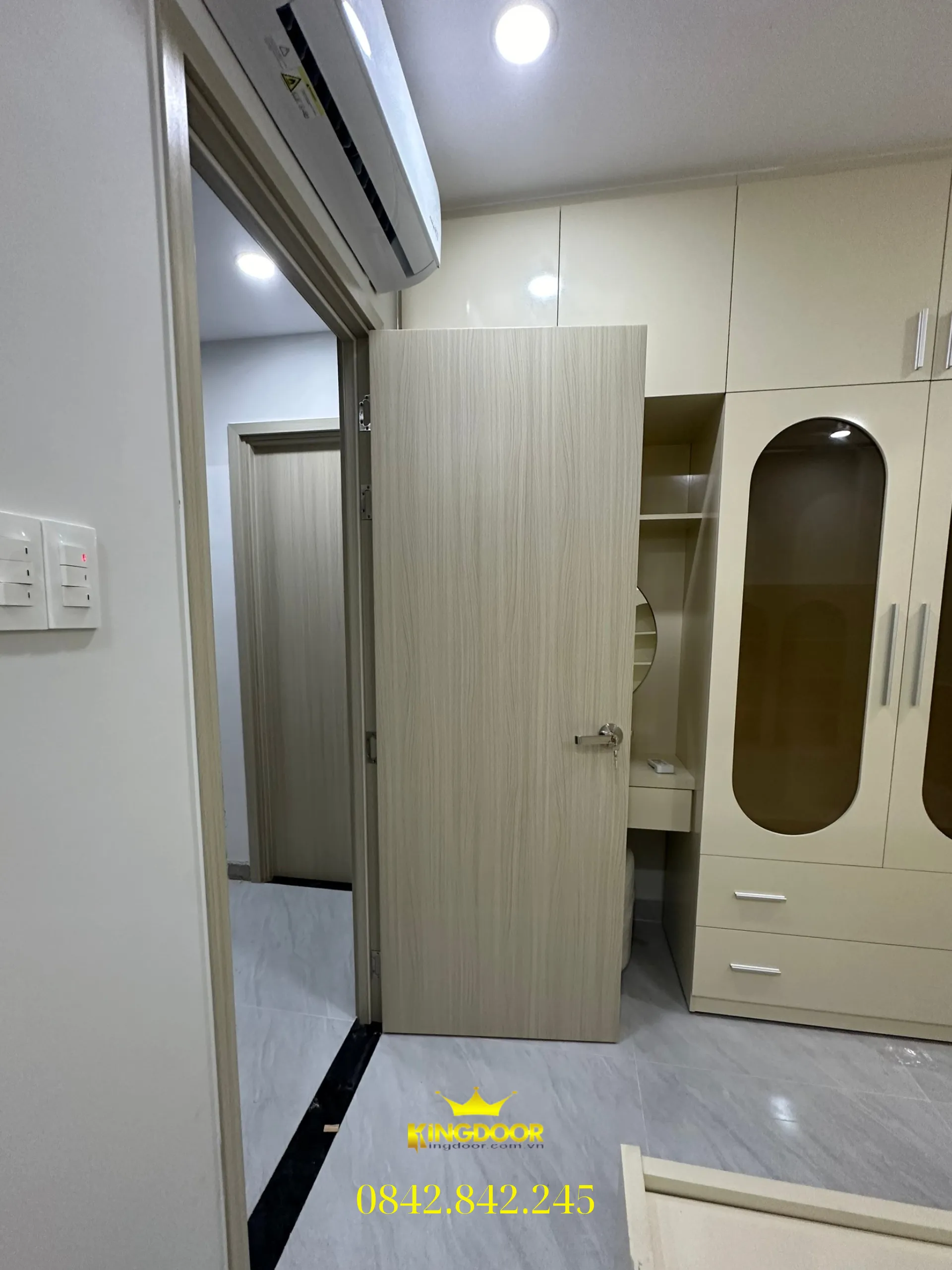 Giá cửa nhựa Composite tại Biên Hòa, Đồng Nai