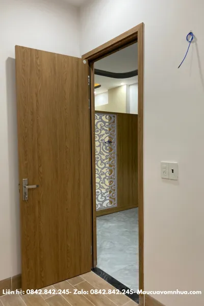 Giá cửa nhựa Composite từ tháng 1/2025